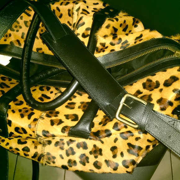 Pottery Barn “ Monroe” calf hair leather carry-on weekender bag - Picture 13 of 16